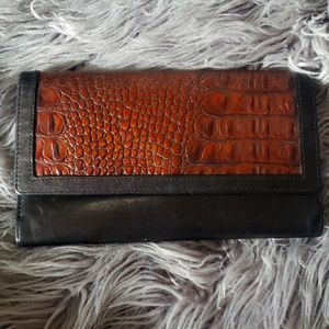 Brahmin wallet
